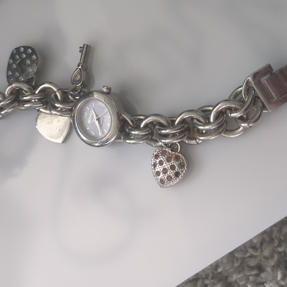 Bongo Charm Watch - Picture 5 of 5